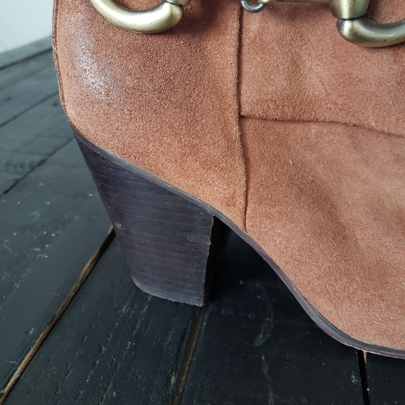 Jeffrey Campbell City Slick Women's 7 Tan Ankle Booties Gold Horse Bit Buckle - Picture 3 of 12